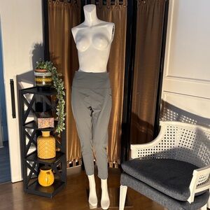 Elegant Sage Women's Legging Pants